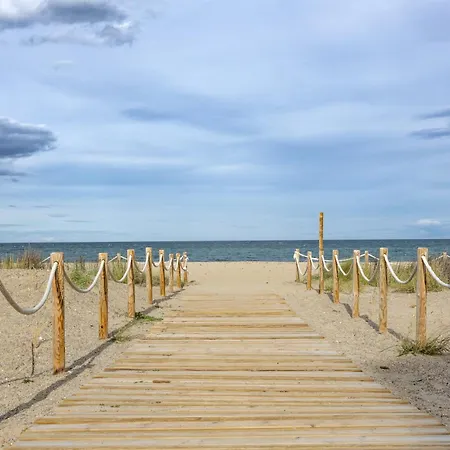 Vista Segária, Playa Deveses
